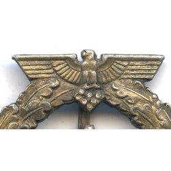 German WW2 Kriegsmarine Minesweeper badge with diamonds 'RK'