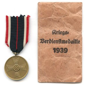 German WW2 War merit medal with bag of issue 'Walter Henlein'