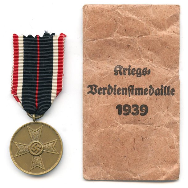 German WW2 War merit medal with bag of issue 'Walter Henlein'