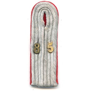 German WW2 Army Artillery regiment 85 Leutnant's shoulder board 