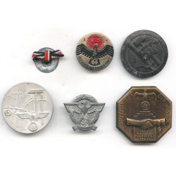 German WW2 6 x small badges etc
