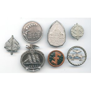 German WW2 7 x small badges etc