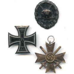 German WW1/2 award lot x 3