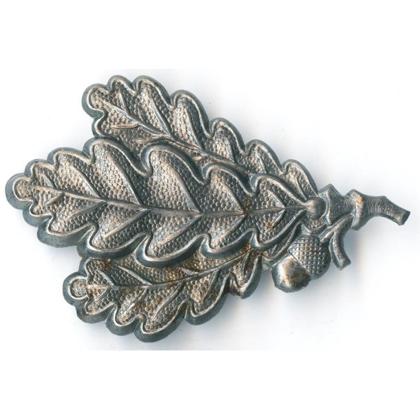 Geman WW2 Army J�ger's cap Badge (Carl Halfar Factory find)