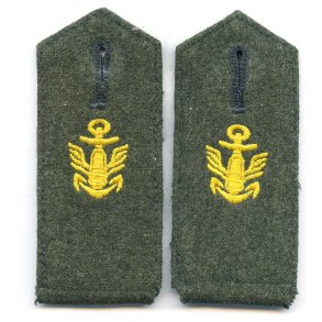 German WW2 Kriegsmarine Coastal artillery EM's shoulder straps 'Mid war'