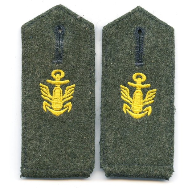 German WW2 Kriegsmarine Coastal artillery EM's shoulder straps 'Mid war'