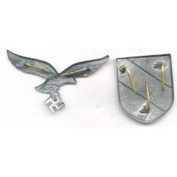 German WW2 Luftwaffe Tropical pith helmet insignia set