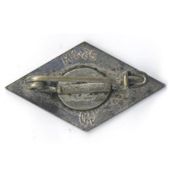 German WW2 HJ Member's badge 'M1/25'