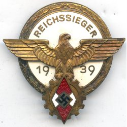 German WW2 1939 Reichssieger Badge for the National Trades Competition 