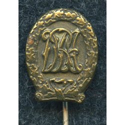 German WW2 DRA sports badge in bronce miniature 'Lauer'