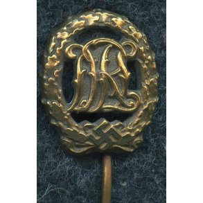 German WW2 DRL sports badge in bronze 'Jena Wernstein' miniature