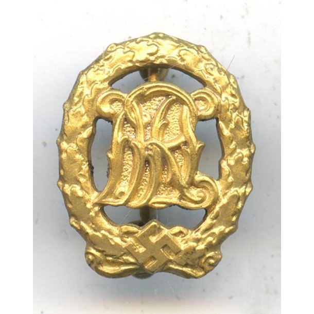 German WW2 DRL sports badge in gold 'Jena Wernstein' badge