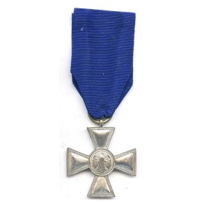 German WW2 Wehrmacht Long Service Award 18 years - Army issued - parade mounted