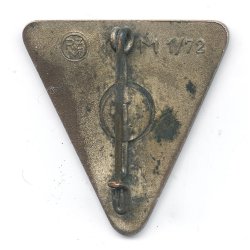 German WW2 Deutsches Frauenwerk member's badge 'M1/72'