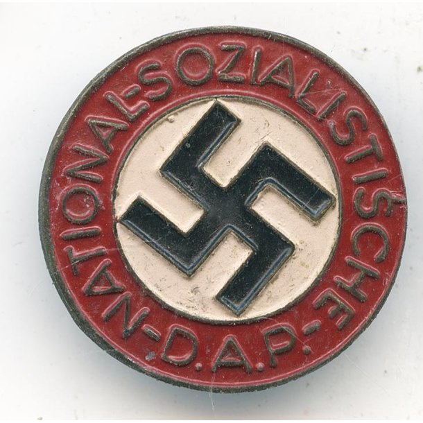 German WW2 NSDAP member's badge 'M1/42'