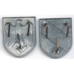 German WW2 Army Tropical pith helmet insignia set