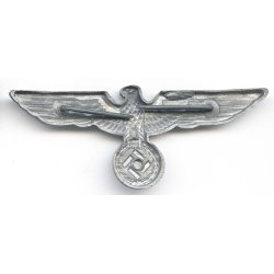 German WW2 Army EM/NCO's visor cap eagle in metal(Carl Halfar Factory find)