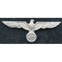  German WW2 Army EM/NCO/Officer's visor cap eagle in metal "Assmann"