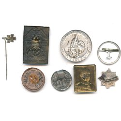 German WW2 8 x small badges etc