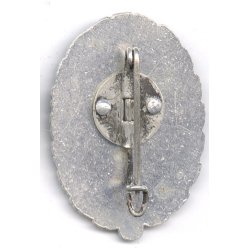 German WW2 RDK �Reichsbund Deutscher Kleing�rtner� 20 year member's badge 