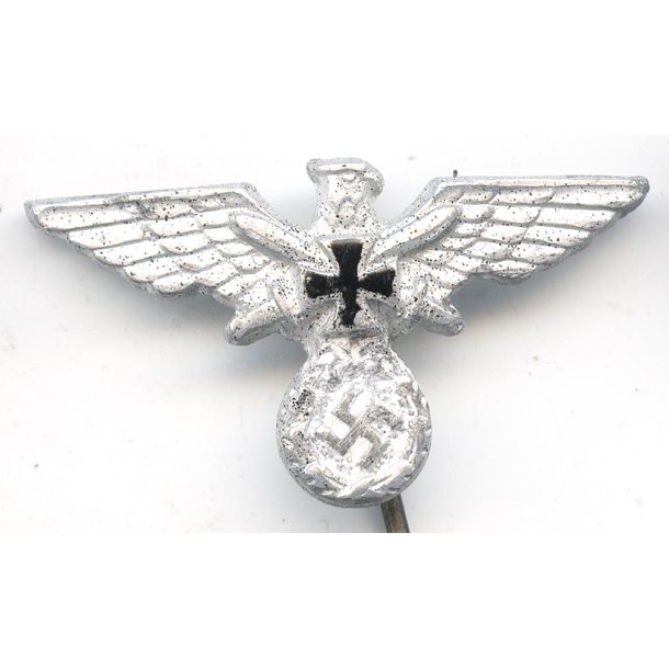 German WW2 NS-RKB member's eagle lapel pin '8'