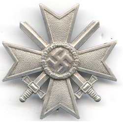 German WW2 War merit cross 1 cl 1939 with swords '62'