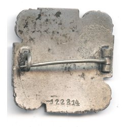 Finnish WW2 Lotta Sv�rd member's badge