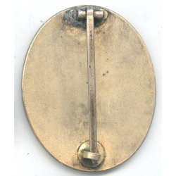 German WW2 Wound badge in gold 1939 � 'L/17' Hermann Werstein, Jena