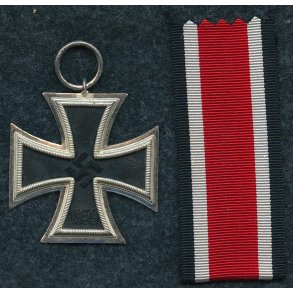 German WW2 Iron Cross Second Class 1939 'L/11'