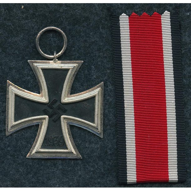 German WW2 Iron Cross Second Class 1939 'L/11'