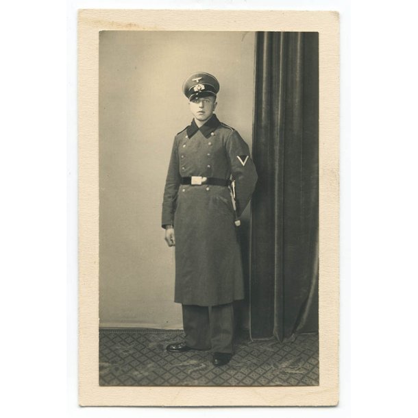 German WW2 army soldier studio photo