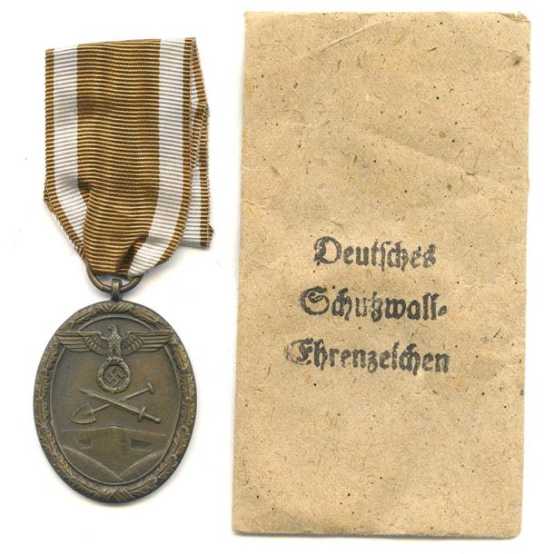 German WW2 Westwall medal with bag of issue 'Carl Poellath'
