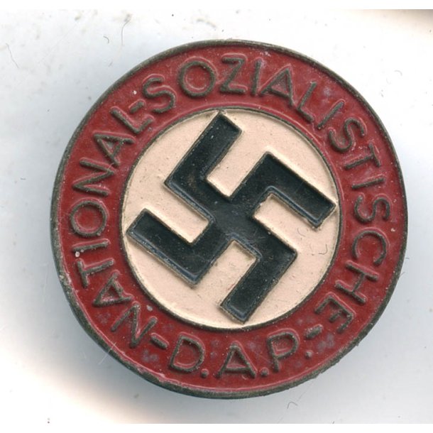 German WW2 NSDAP member's badge 'M1/42'
