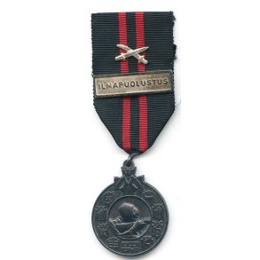 Finnish WW2 Winter war medal 'ILMAPUOLUSTUS' for combatants