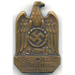 German WW2 NSDAP  Reichsparteitag N�rnberg 1933 badge