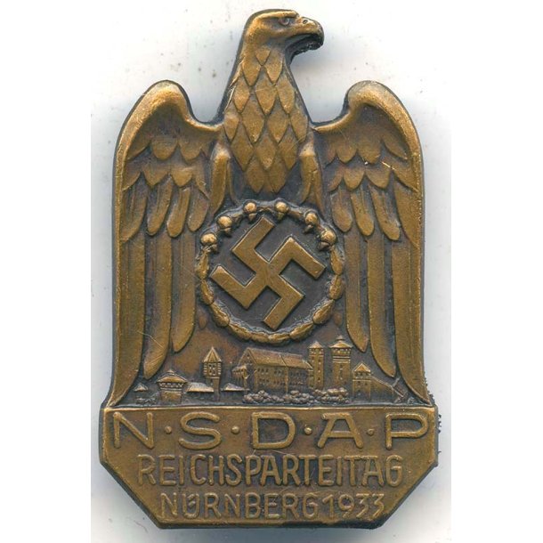 German WW2 NSDAP  Reichsparteitag N�rnberg 1933 badge