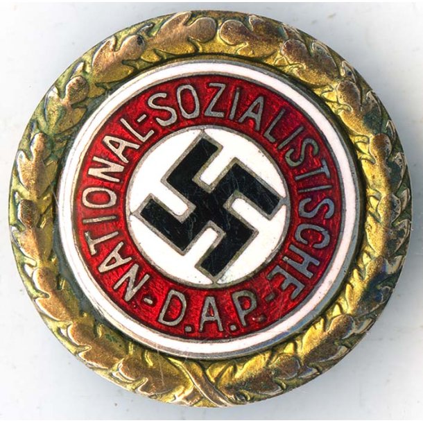 German WW2 NSDAP Golden party badge 24 mm - 'Deschler'