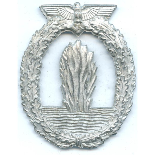 German WW2 Kriegsmarine minesweeper's war badge 'LB'