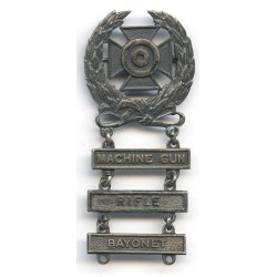 US WW2 Expert marksman badge with Machine gun, Rifle &amp; Bayonet qualification bar