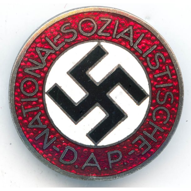 German WW2 NSDAP member's badge 'M1/156'