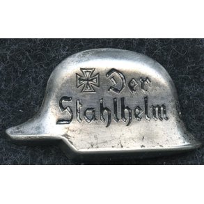 German WW2 Der Stahlhelm - member's badge 'W.D'