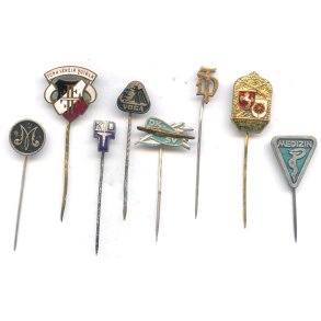 German 8 x mixed stickpins