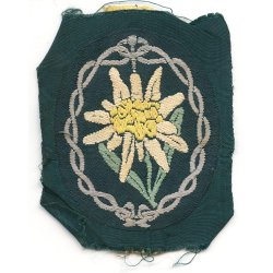 German WW2 Gebirgsj�ger Edelweiss arm patch - BEVO version