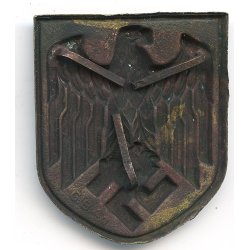 German WW2 Army/Kriegsmarine tropical pith helmet insignia