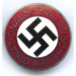 German WW2 NSDAP member's badge 'M1/72'