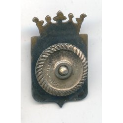 Finnish WW2 Karelia (Karjala) Coat of Arms Enamel Screw-Back Badge