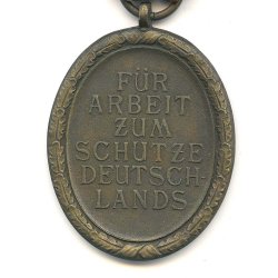 German WW2 Westwall medal with bag of issue 'Carl Poellath'