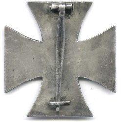 German WW2 Iron Cross first class 1939 - '24'