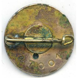 German WW2 NSDAP Golden party badge 24 mm - 'Deschler'