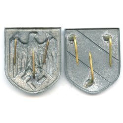 German WW2 Army Tropical pith helmet insignia set